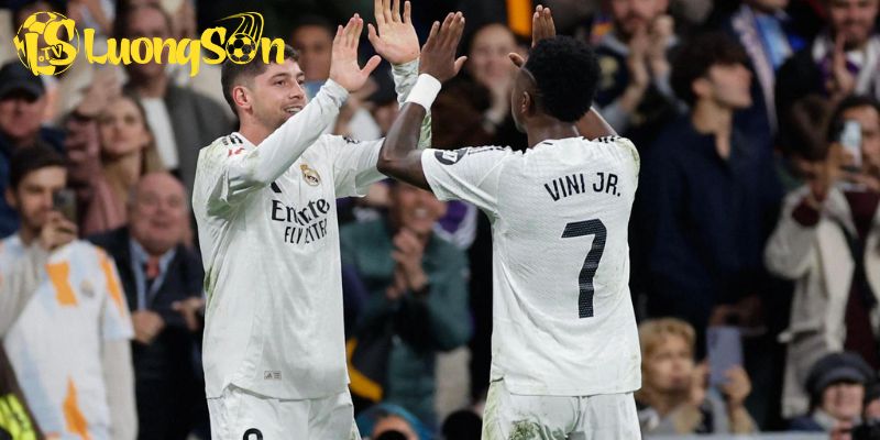 Cơ hội cho Federico Valverde Khi Carvajal chấn thương